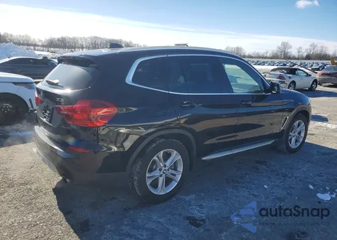 2018 BMW X3 xDrive30I z USA, uszkodzony, nr VIN 5UXTR9C54JLD59156